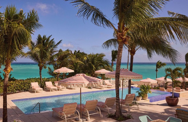 Coral Sands Inn & Cottages