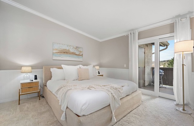 Corniche Cove Luxury - Ocean Views!