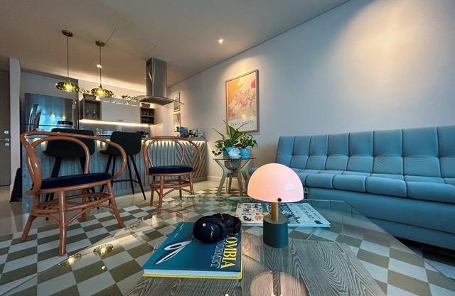 Corozo Berry Loft - Mallorquin View. One block from Buenavista.