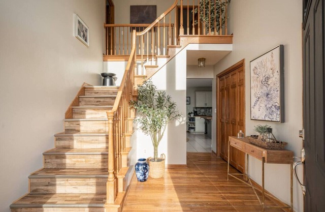 "Corporate Elegance: Luxe Home in Grand Rapids"
