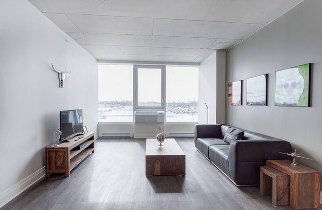 Corporate Stays| L' Equinox | New and modern 2BR