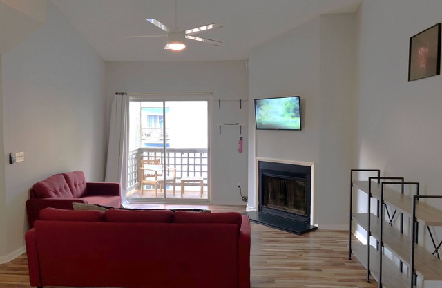 Charming 2-bedroom condo with AC and WiFi in beautiful Wilmington