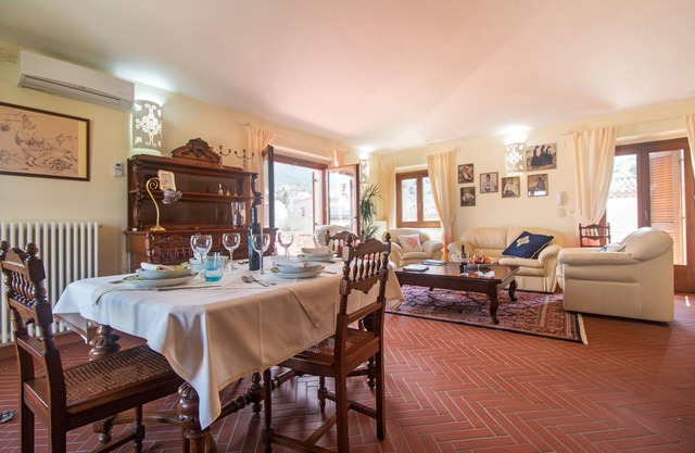 Corrasi Villa Oliena Luxury --- IUN-Code: P2166