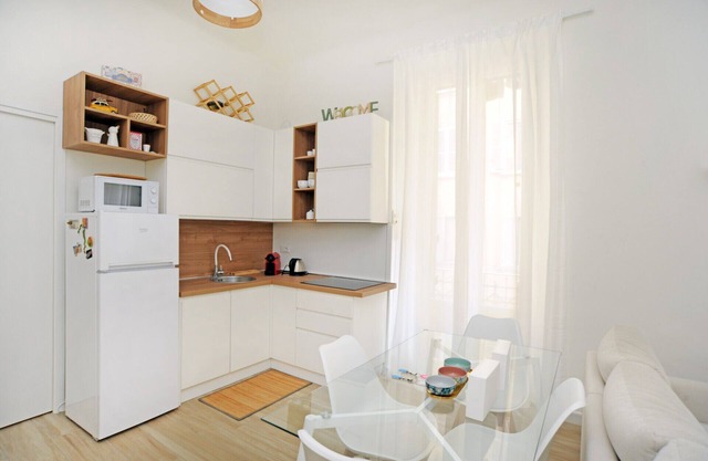 Corsica Apartment Travel Inside