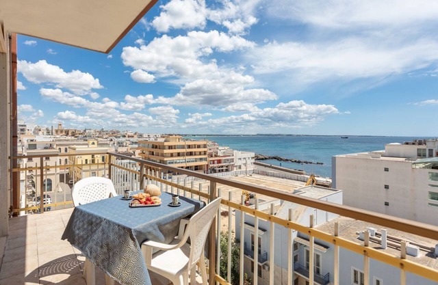 Corso Roma vista mare - Salento Reservation