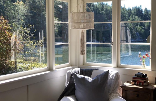 Cortes Beach house Relaxing cottage on the ocean