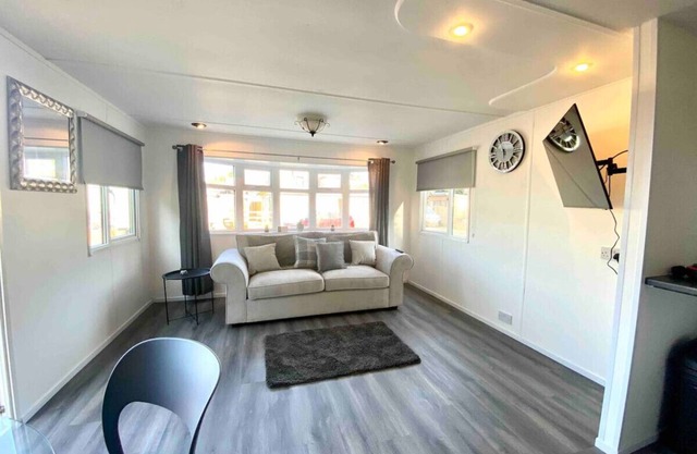 Cosalt Sleeps 5 Caravan Family Camping Lancashire