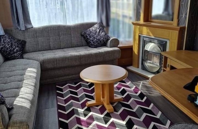 Cosey 3 Bedroom Mobile Home Golden Palms Resort