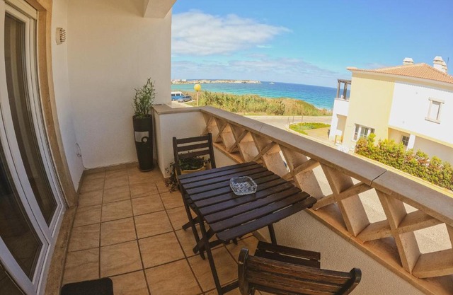 Cosmos Retreat Baleal