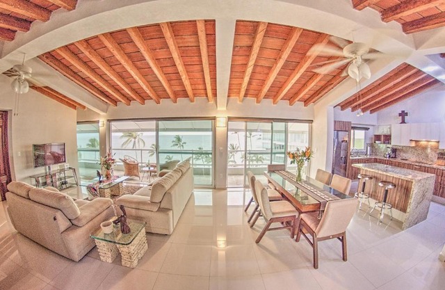 Costa Dorada - Beachfront Penthouse in Bucerias Golden Zone