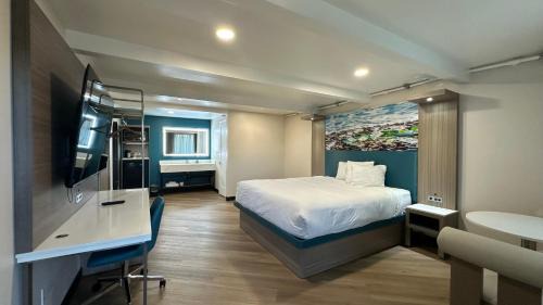 Costa Mesa Inn - Newport Beach Area