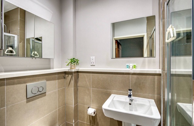 Cosy 1-Bed by Heathrow Airport