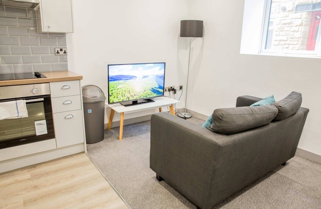 Fantastic 1 Bed Apartment in Central Blackburn