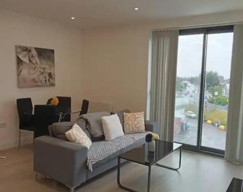 Cosy 2-bedrooms with free parking, Flat 5