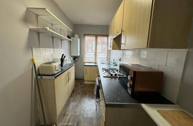 Cosy 3-bed Apartment in Hythe High Street