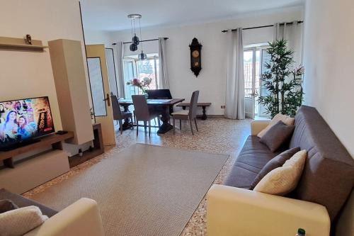 Cosy and Spacious 2 Bed Appartment