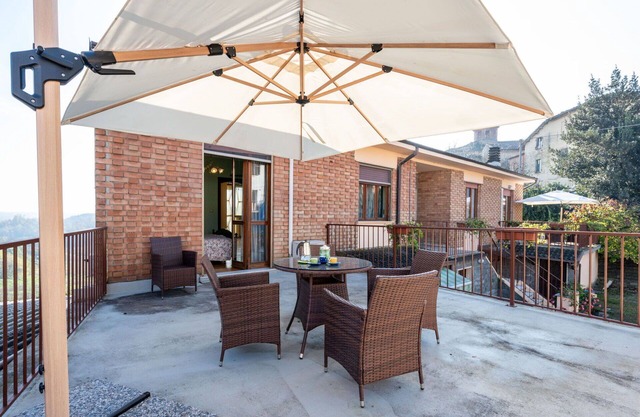 Gemütliche Wohnung für 4 Gäste mit Klimaanlage, W-LAN, TV, Terrasse und Parkplatz