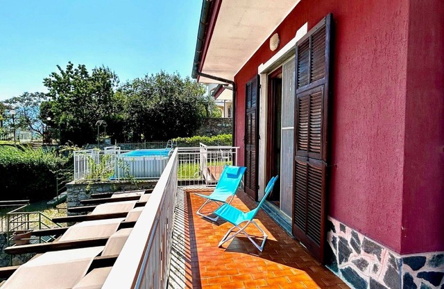Schöne Wohnung für 6 Leute mit W-LAN, privatem Pool, Balkon, Haustiere erlaubt und Parkplatz