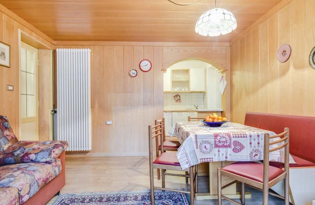 Gemütliche Ferienwohnung "Ciasa Mario Appartamento 1" mit WLAN und Blick auf die Berge