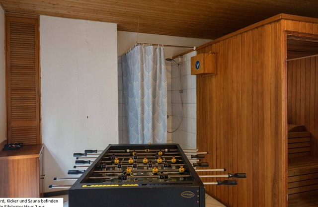 Schöne Wohnung für 12 Leute mit W-LAN, TV, Balkon und Haustiere erlaubt