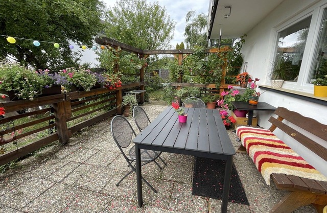 Angenehme Wohnung für 2 Gäste mit W-LAN, TV, Terrasse und Parkplatz
