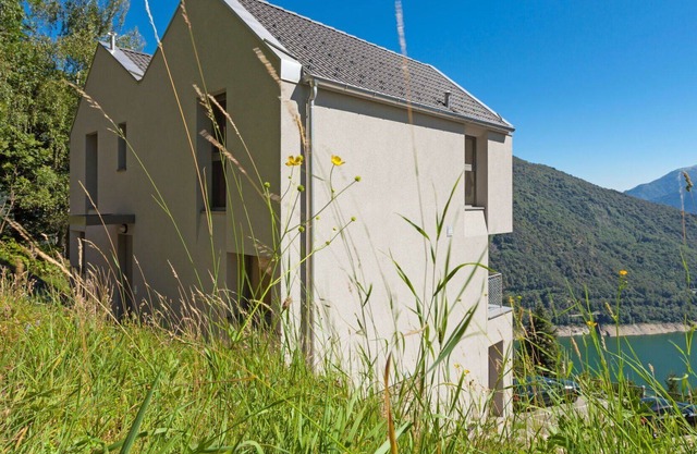 Gemütliche Wohnung für 4 Leute mit W-LAN, TV, Balkon, Haustiere erlaubt und Parkplatz