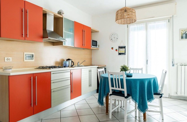 Herrliche Wohnung für 4 Gäste mit W-LAN, Balkon und Parkplatz