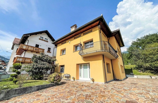 Schöne Wohnung für 4 Leute mit W-LAN, TV und Parkplatz