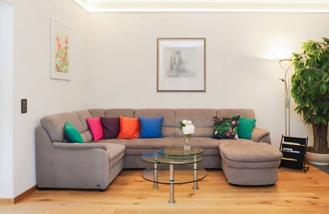 Schöne Wohnung für 4 Gäste mit W-LAN, TV, Balkon und Parkplatz
