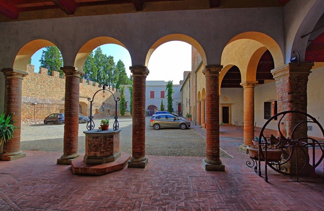 Angenehme Wohnung mit W-LAN, Klimaanlage, TV, Panoramablick und Parkplatz, bei San Gimignano