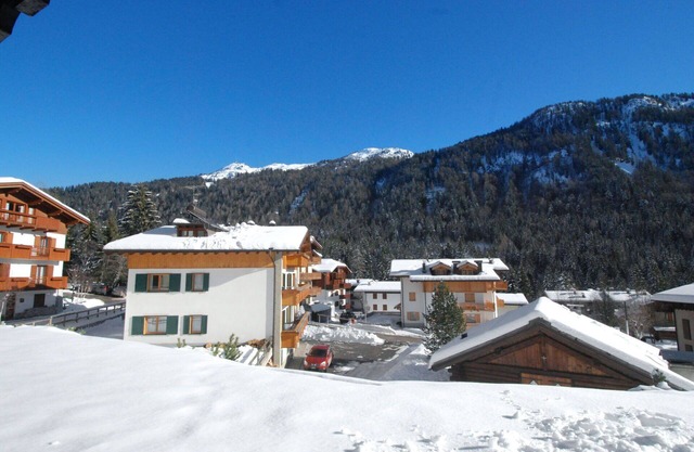 Angenehme Wohnung für 5 Personen mit W-LAN, TV, Balkon, Haustiere erlaubt und Parkplatz