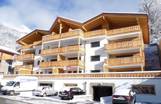 Angenehme Wohnung für 6 Leute mit W-LAN, TV, Balkon und Parkplatz