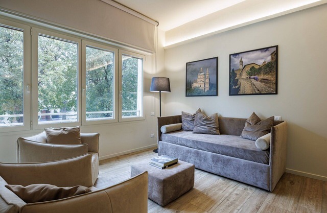 Herrliche Wohnung für 6 Leute mit Klimaanlage, W-LAN, TV und Balkon