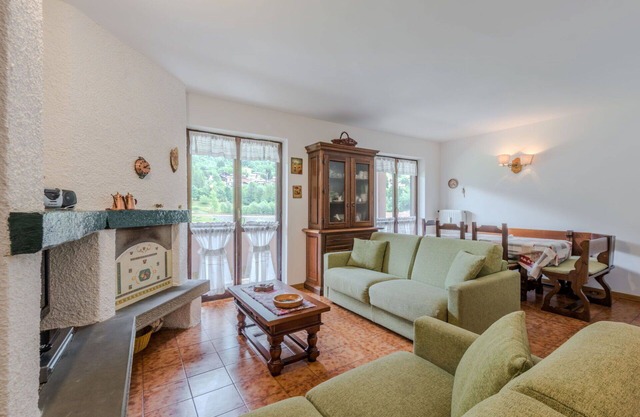 Angenehme Wohnung für 6 Personen mit W-LAN, TV, Balkon, Haustiere erlaubt und Parkplatz