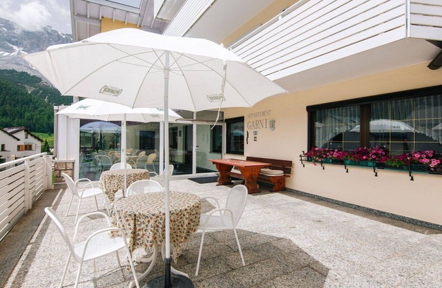Schöne Wohnung mit W-LAN, TV, Terrasse, Haustiere erlaubt, Panoramablick und Parkplatz