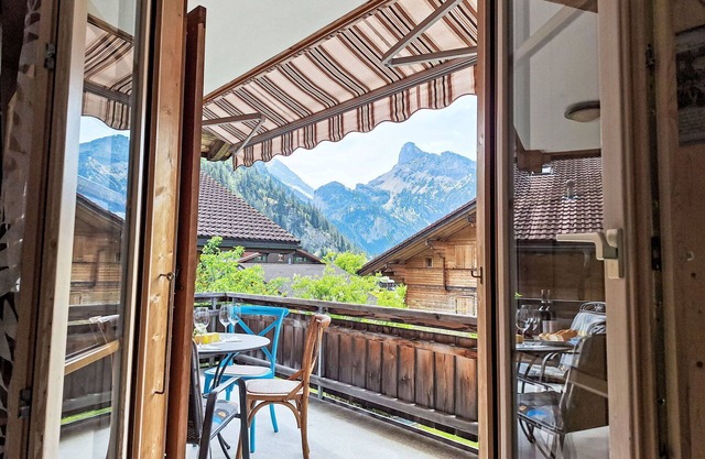 Gemütliche Wohnung mit W-LAN, TV, Balkon, Haustiere erlaubt, Panoramablick und Parkplatz