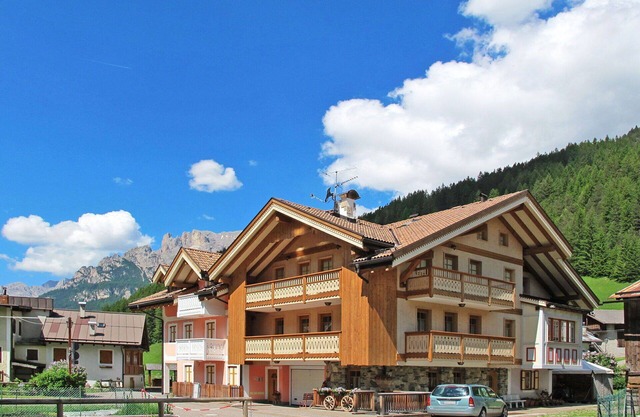 Herrliche Wohnung für 6 Gäste mit W-LAN, TV, Balkon und Parkplatz