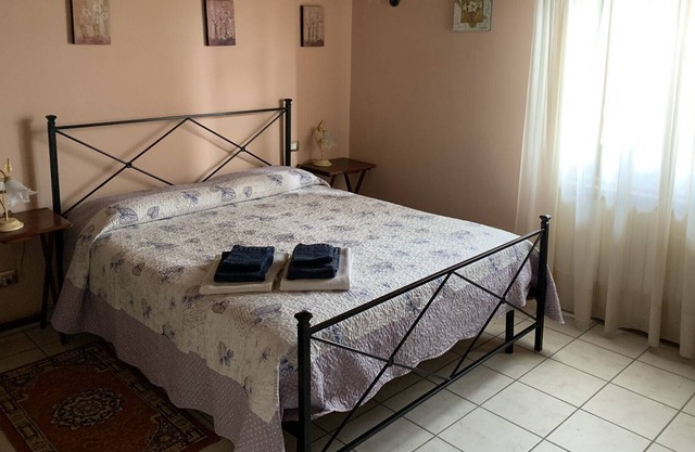Angenehme Wohnung mit Pool, W-LAN, Innenhof, Panoramablick und Parkplatz, bei Spoleto