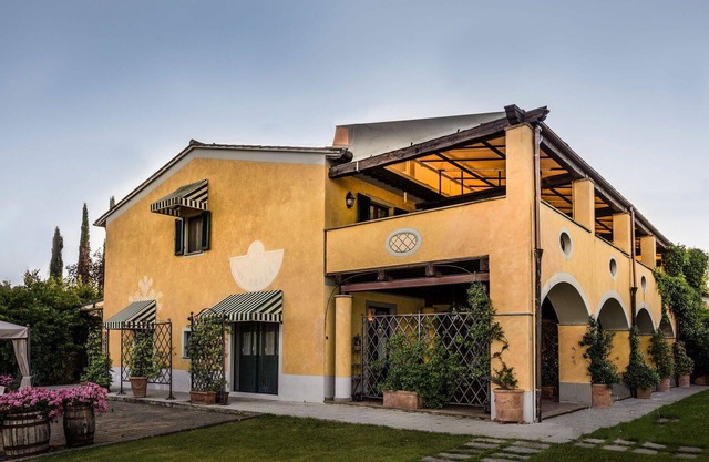 Angenehme Wohnung für 4 Personen mit W-LAN, Pool, TV und Parkplatz
