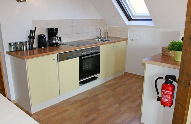 Angenehme Wohnung in einem Ferienhaus für 5 Gäste mit W-LAN, TV, Terrasse und Haustiere erlaubt