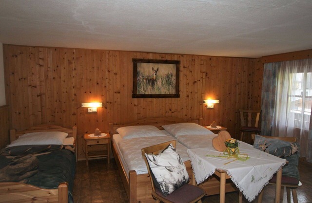 Schöne Wohnung in einem Ferienhaus mit W-LAN, TV, Innenhof, Panoramablick und Parkplatz