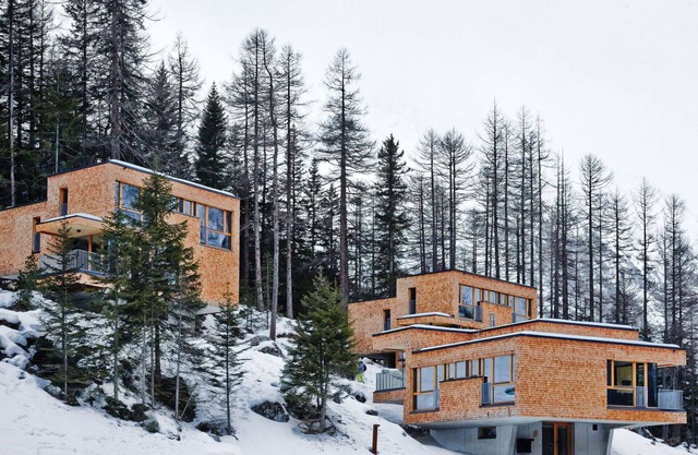 Gemütliche Wohnung in einem Ferienhaus für 4 Leute mit W-LAN, Pool, TV, Balkon und Panoramablick