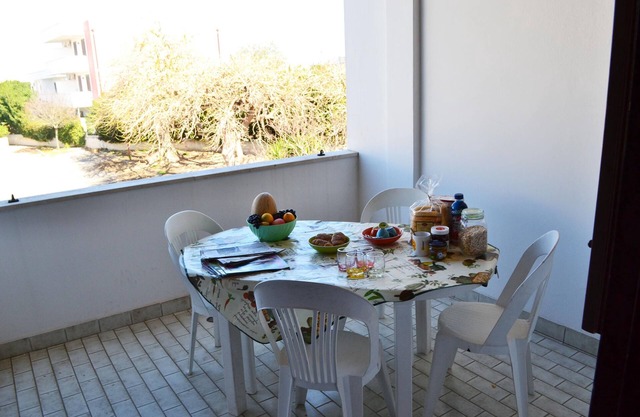 Gemütliche Ferienwohnung in Strandnähe mit Balkon