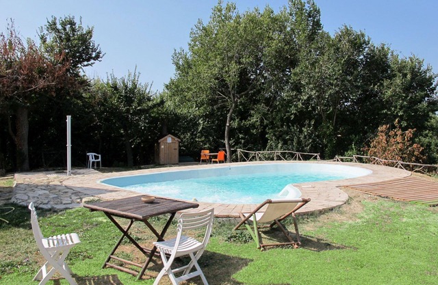 Wohnung mit Klimaanlage, Pool, W-LAN, TV, Innenhof, Haustiere erlaubt, Panoramablick, Parkplatz