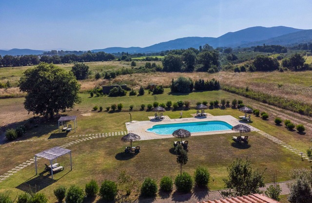 Wohnung mit W-LAN, Klimaanlage, Pool, TV, Terrasse, Haustiere erlaubt, Panoramablick, Parkplatz