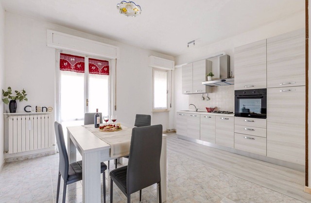 Angenehme Wohnung mit W-LAN, TV, Terrasse, Panoramablick und Parkplatz, bei Porto Recanati