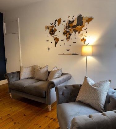 Cosy Central Retreat