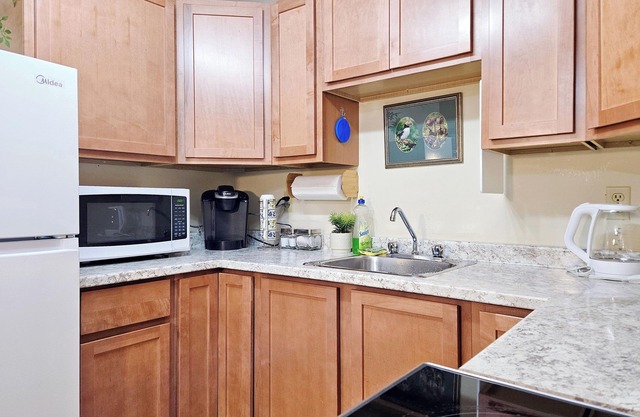 Cosy & Clean, Prime Location, Top Garden. A Relaxing Getaway