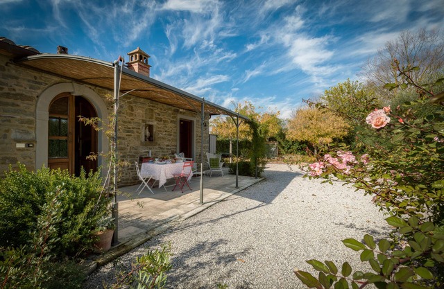 Kleine Villa mit Garten und großem privaten Pool
