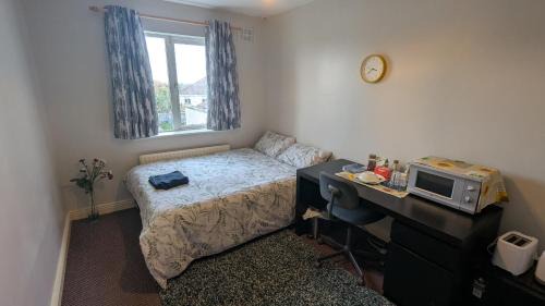 Cosy Double Private Room Near Dublin Airport
